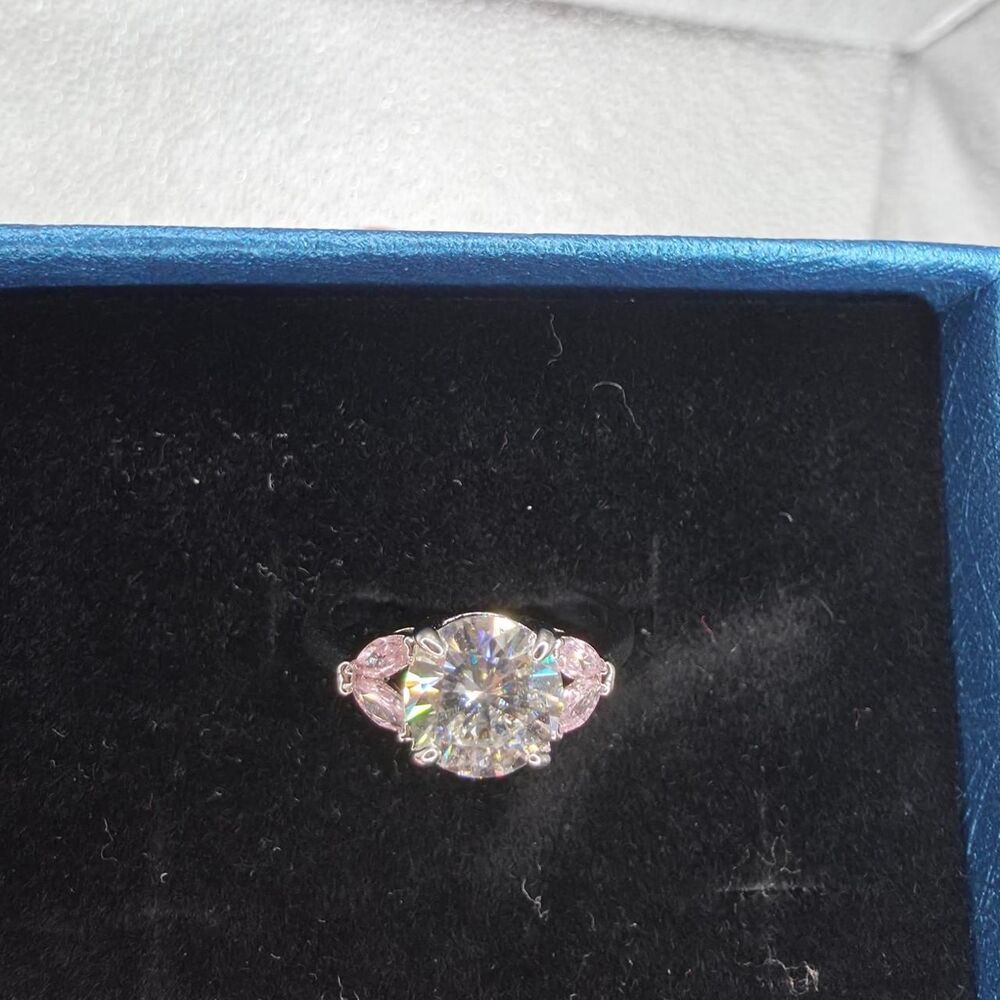 Unbranded Women's Pink and Silver Jewellery